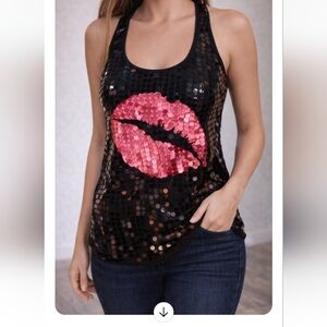 ALMOST FAMOUS BLACK SEQUIN TOP RED SEQUIN LIPS . SIZE SMALL